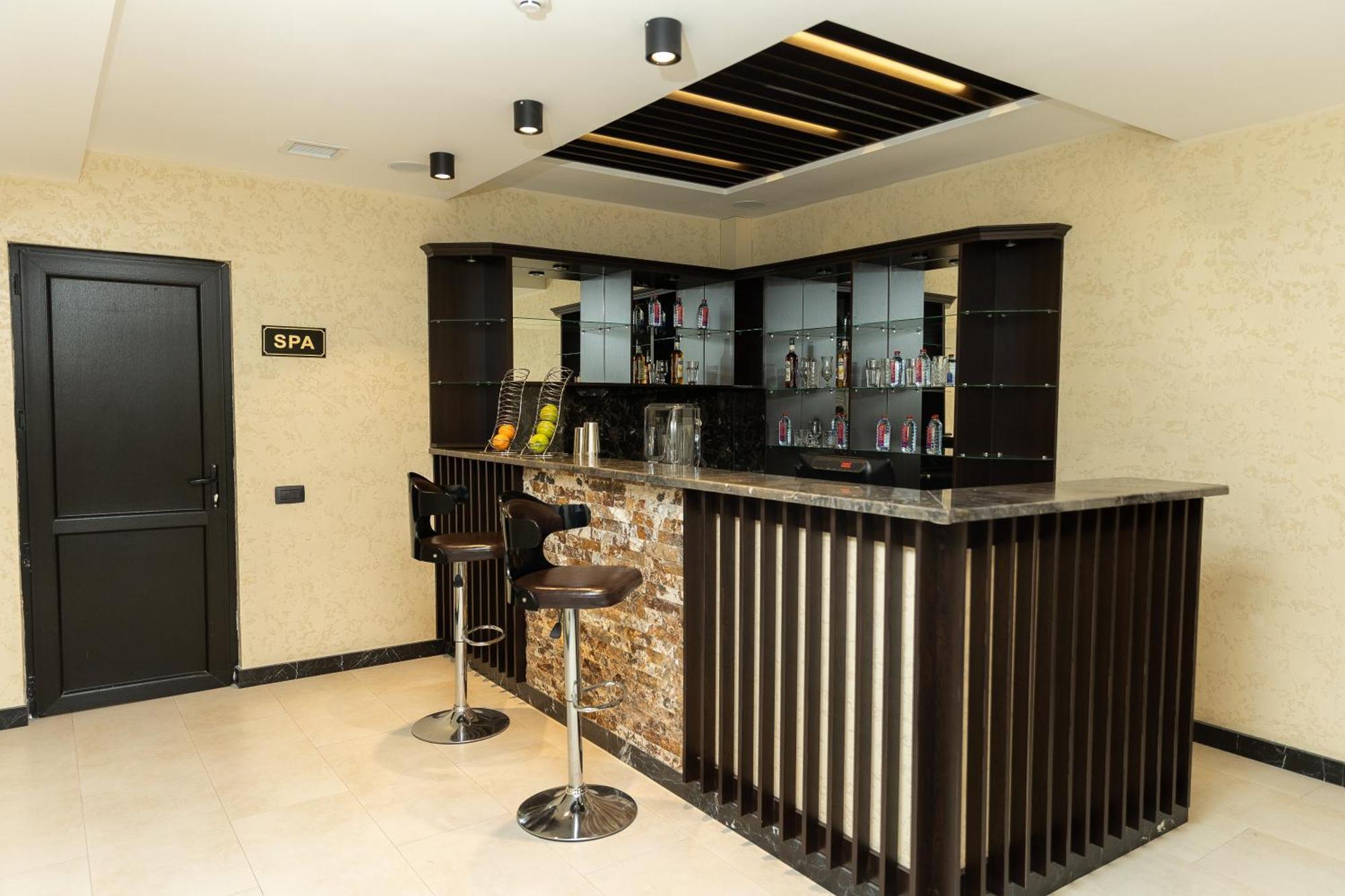 Leon Hotel Spa Гянджа Екстер'єр фото